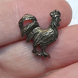 Vintage Rooster Chicken metal lapel tac pin Gold/Brass-Tone Farm Animal